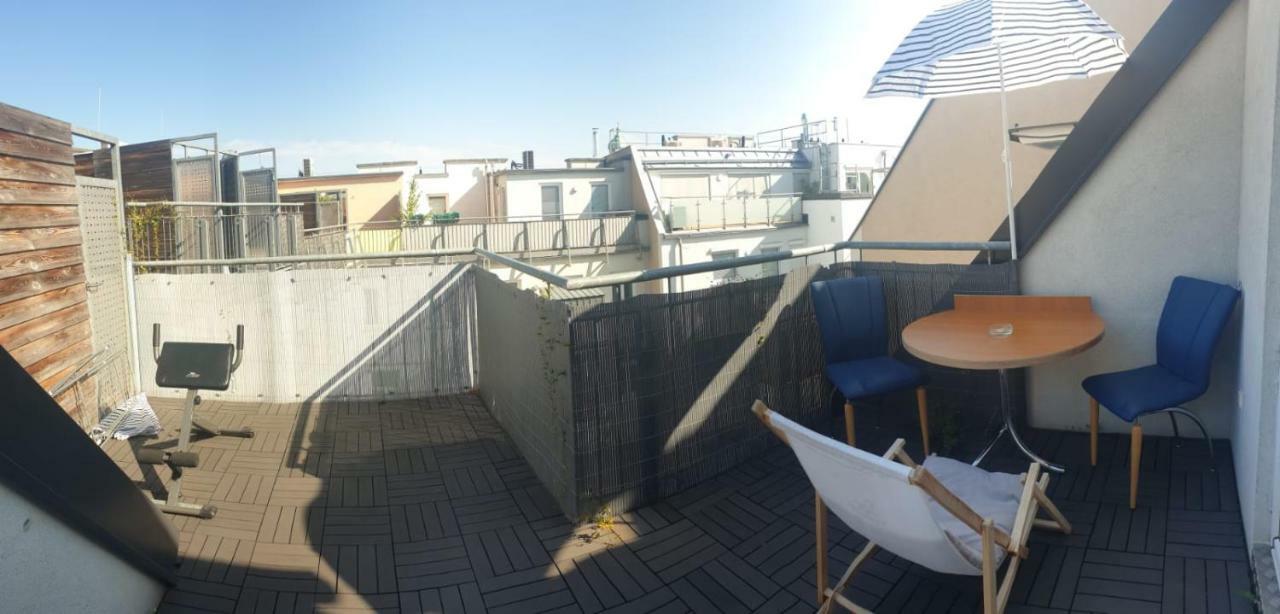 Roof Top Apartment With Views. Vienna Exterior photo